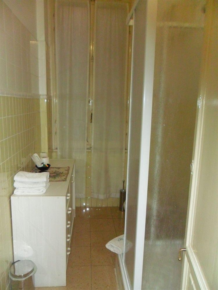 Guesthouse La Briosa Nicole Genoa Ngoại thất bức ảnh