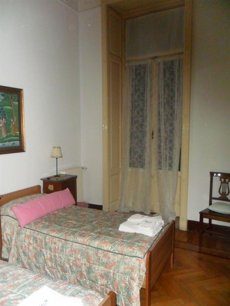 Guesthouse La Briosa Nicole Genoa Ngoại thất bức ảnh